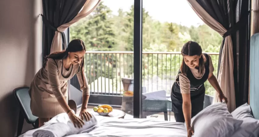 Housekeeping services in Indian hotel